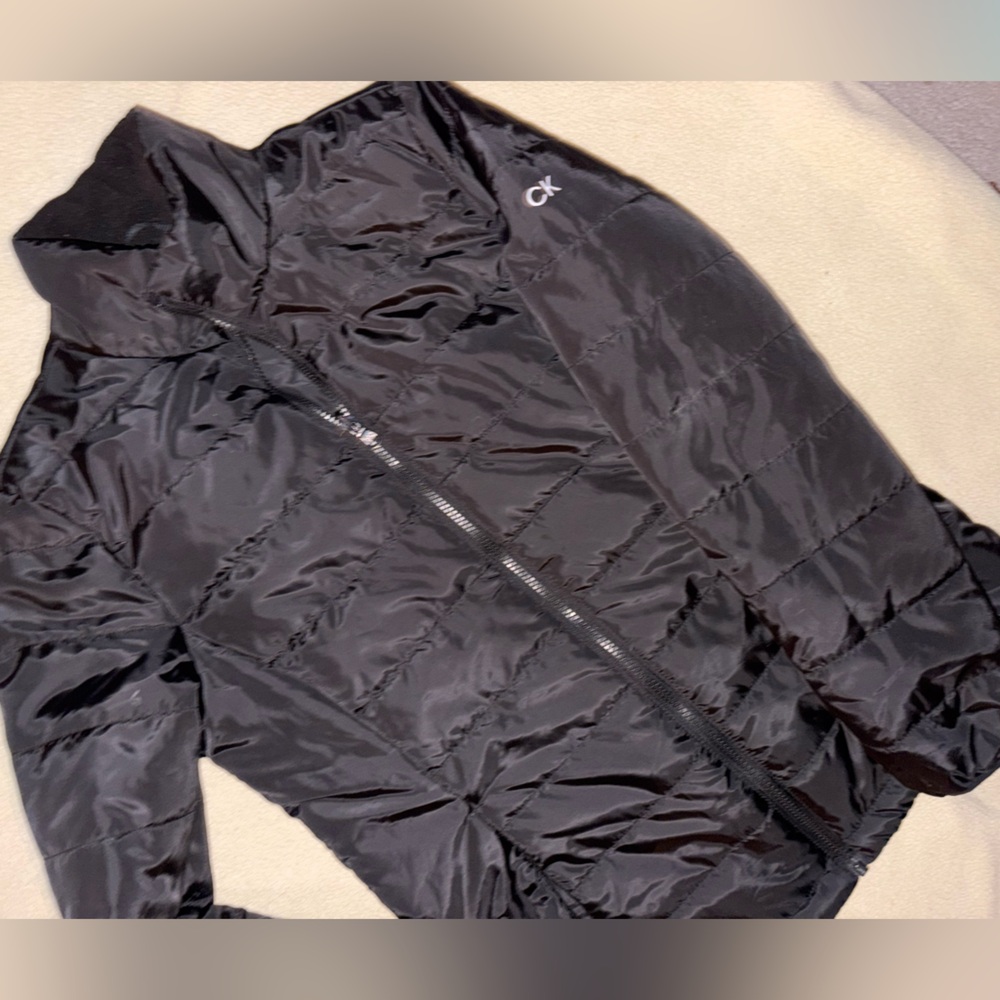 Calvin Klein Women's Sleek Black Puffer Jacket - Picture 2 of 5